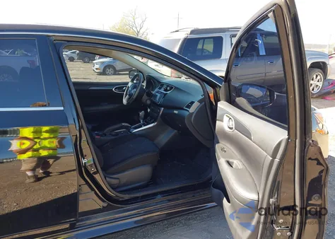 2016 Nissan Sentra Sr z USA, uszkodzony, nr VIN 3N1AB7AP2GY218396